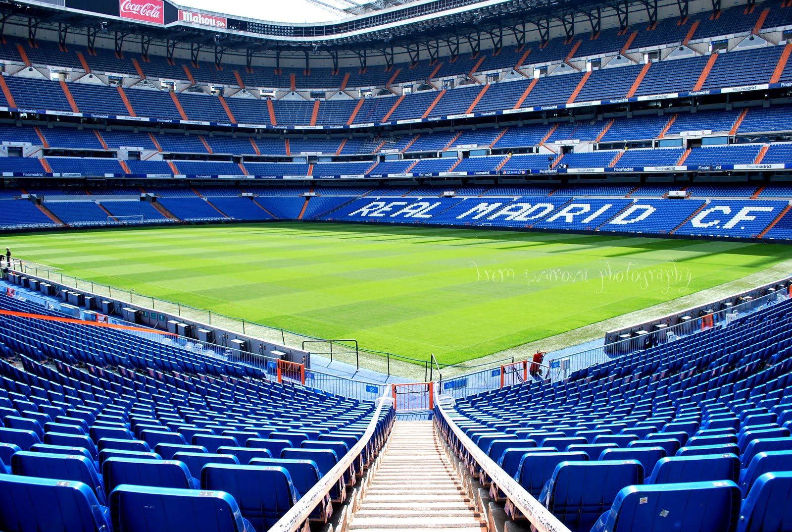 Real Madrid Stadium wallpapers hd | PixelsTalk.Net
