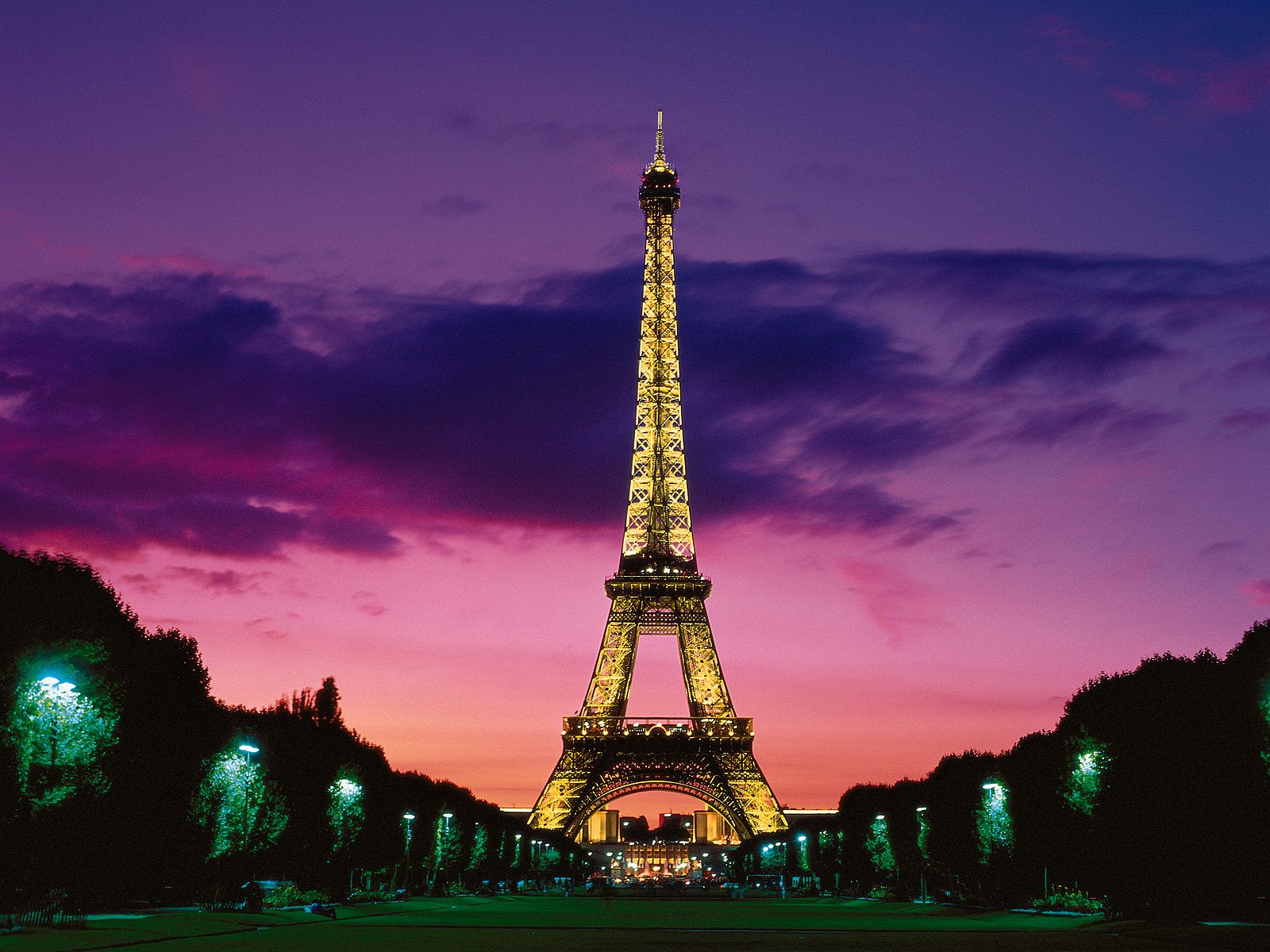 Eiffel Tower Wallpapers At Night Pixelstalk Net