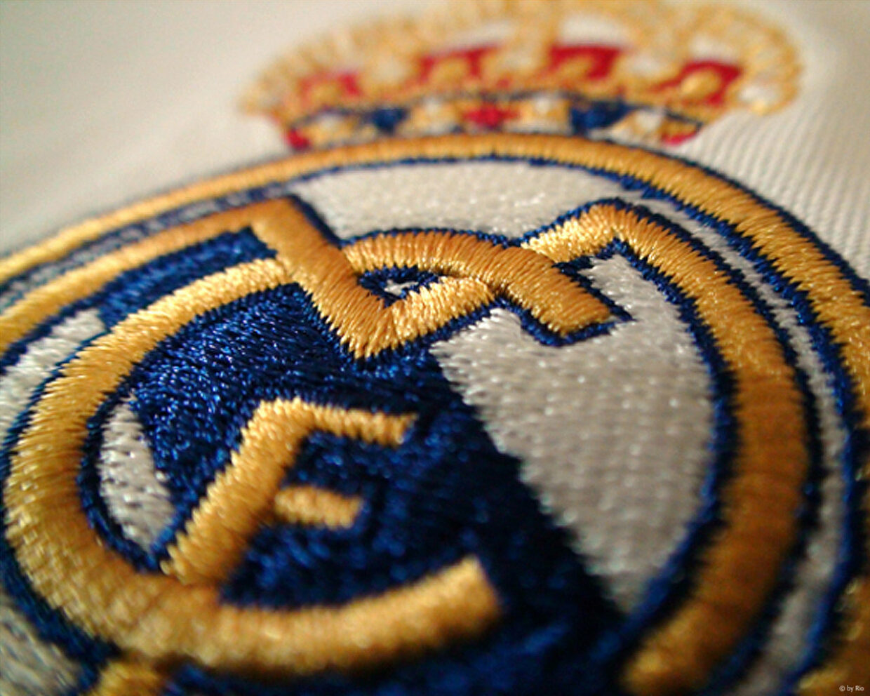 Real Madrid Logo Football Club - PixelsTalk