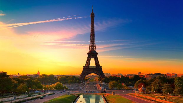 Eiffel Tower in Night