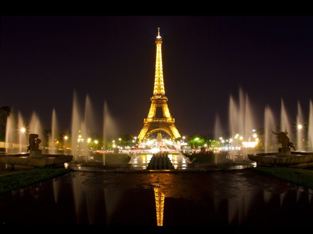 Eiffel tower paris night wallpaper