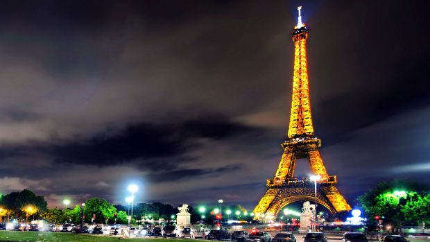 Eiffel tower at night wallpaper high quality