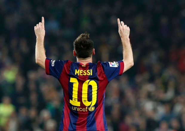 Lionel Messi breaks the Spanish League scoring record