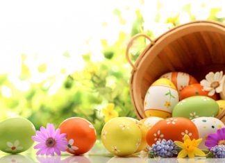 Easter Eggs Holiday Wallpaper
