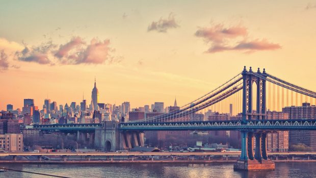 Manhattan Bridge at Dusk New York USA Background Desktop for Mac OS.