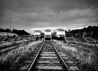 Train railway black and white desktop background.