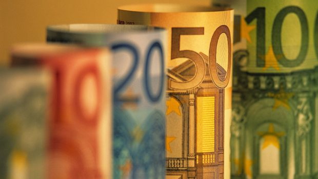 Banknote cash euro euros money wallpaper.
