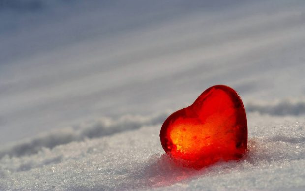 Download love heart wallpaper hd.