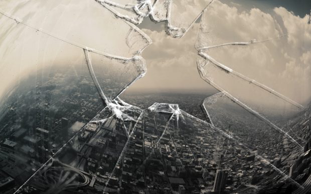 Free Cracked screen wallpapers HD.