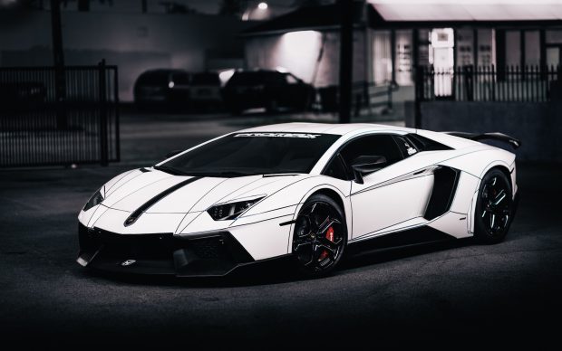 Lamborghini aventador lp700 white wallpaper.