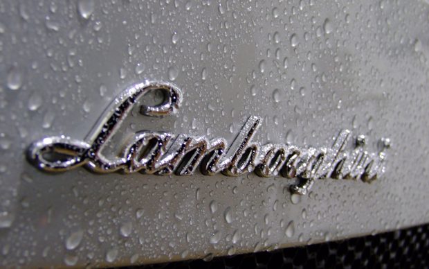 Lamborghini logo wallpaper 1080P.
