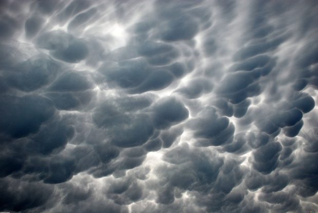 Rain Cloud Wallpaper HD free.