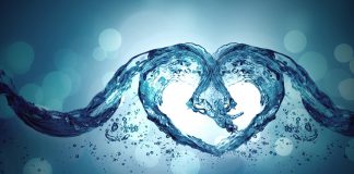 Water Heart Wallpaper HD.