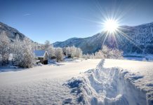 Winter mountains 2560x1600 nature wallpaper.