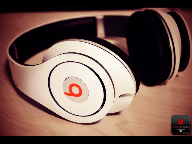 Headphones beats by dr dre hd wallpaper.