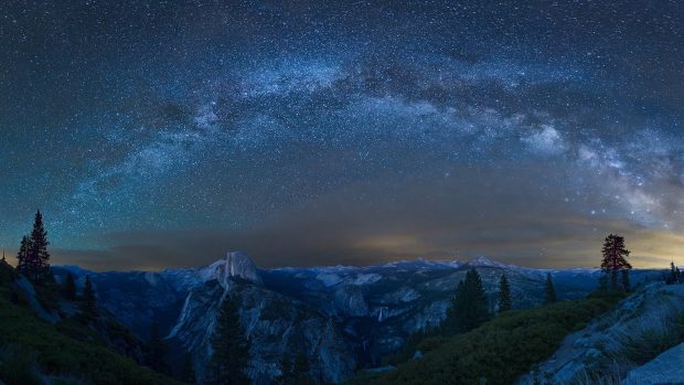 Yosemite night wallpaper HD free download.