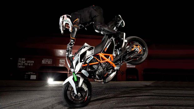 Bike Stunt Full HD Wallpapers.