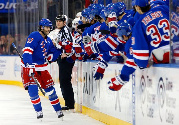 Calgary Flames v New York Rangers