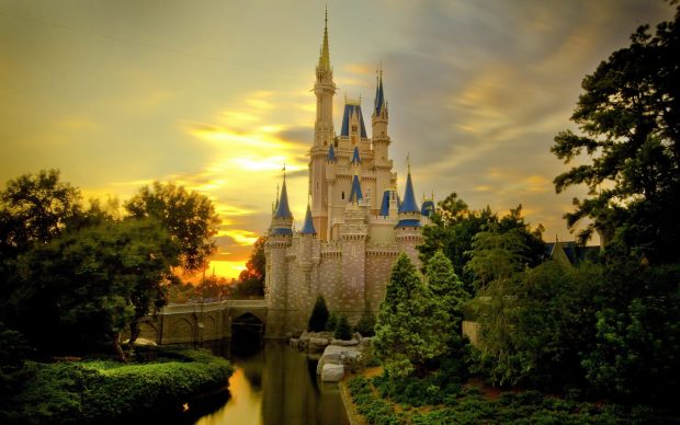 Castle Disneyland HD Wallpaper.