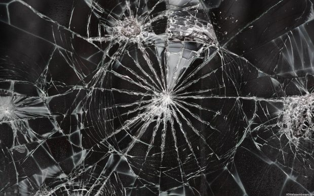 Cracked Screen Wallpaper HD.