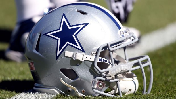 Dallas Cowboys Helmet Wallpaper.