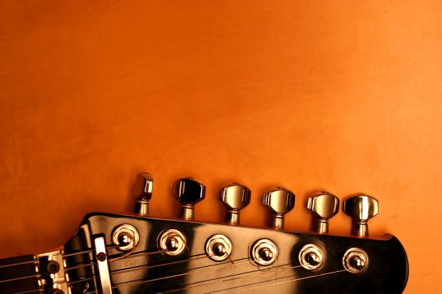 Desktop Guitar Wallpapers High Resolution Photo.