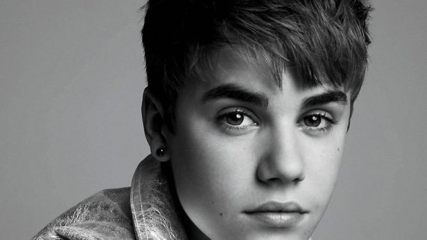 Justin bieber face eyes singer black and white 1920x1080.