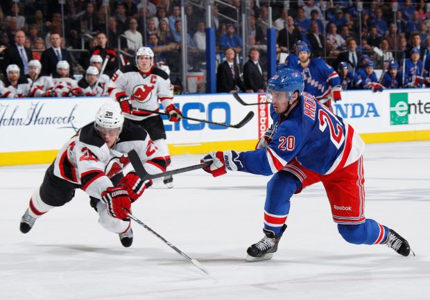 New York Rangers vs New York Islanders NHL Betting Odds.