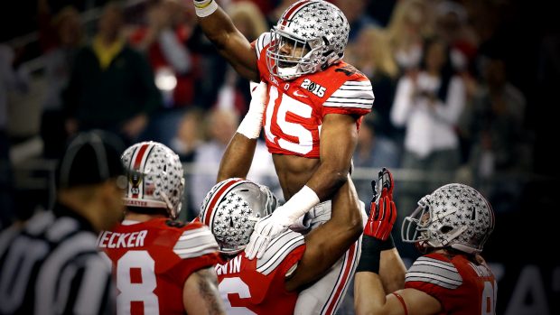 Riot Cops Use Tear Gas on Columbus Crowds After Ohio State Win   NBC News.