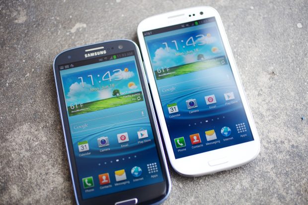 Two Samsung Galaxy S3 wallpapers high images.