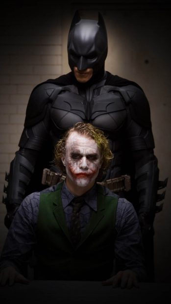 Batman And Joker 1080x1920.