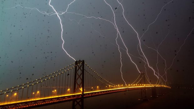 Bridge lightning wallpapers 1920x1080.