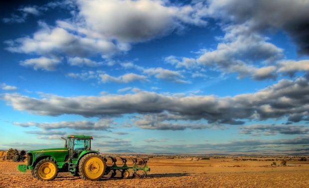 Download HD John Deere Wallpapers.