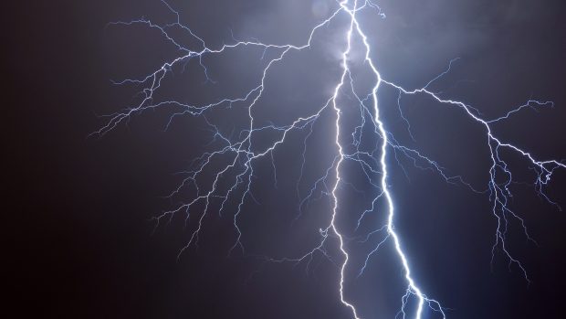 Fantastic lightning wallpaper hd wallpapers.