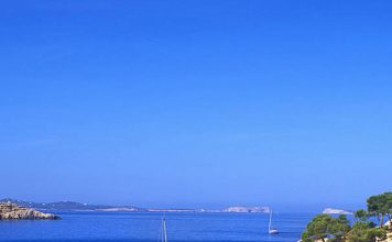 Playa Cala Salada, Ibiza (Cala Salada beach, in Ibiza)
