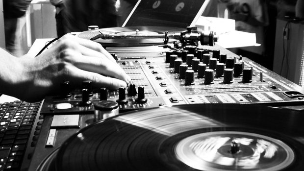 Free Download DJ Wallpapers HD.