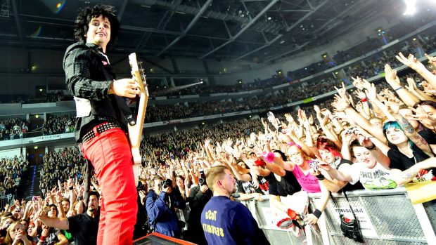 HD Green Day Photo.