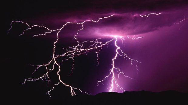 HD lightning 1920x1080 nature wallpaper.