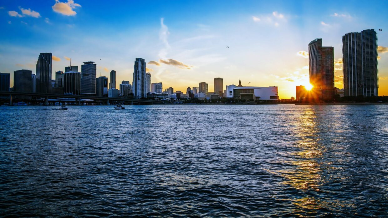 Miami Wallpapers - PixelsTalk