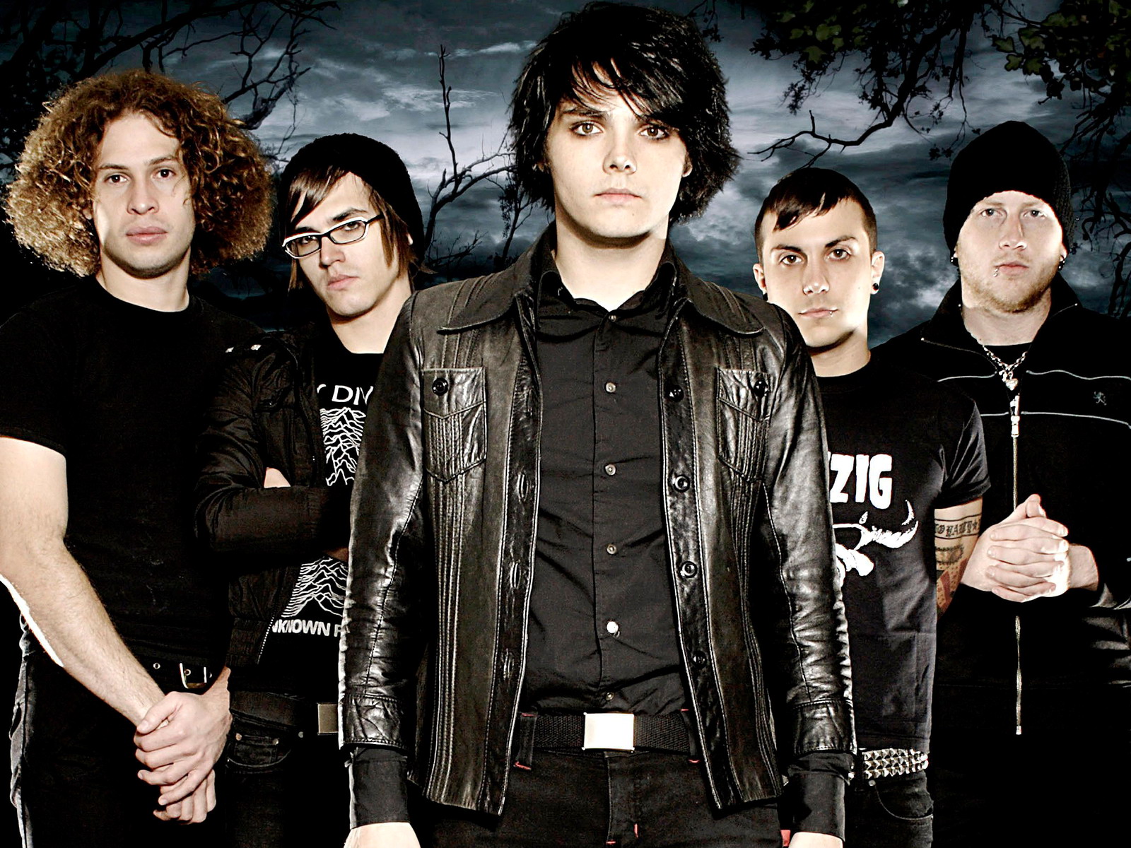 My Chemical Romance Wallpapers on WallpaperDog