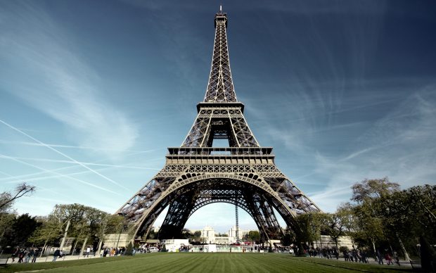 Paris Eiffel Tower Wallpaper HD Widescreen.