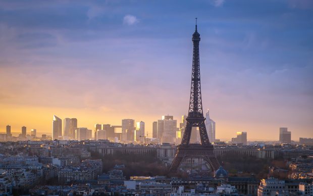 Photos Eiffel Tower HD Wallpapers.