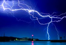 Pictures HD Wallpaper Lightning.