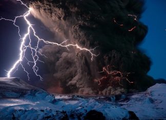 Pictures Lightning Wallpapers HD.