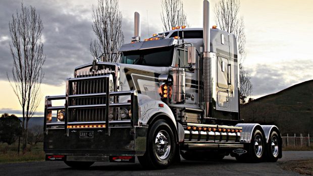 Semi Truck HD Wallpapers.