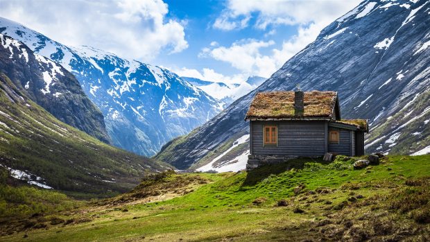 The Norway scenery mountains and houses 1600x900.