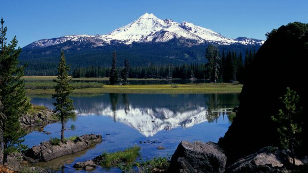 Volcano sparks oregon top hd wallpaper.