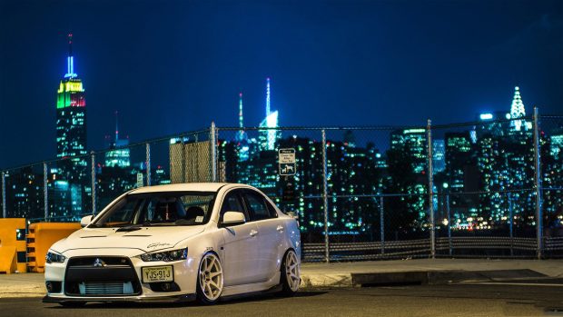 White Mitsubishi Lancer Unique Wallpapers.