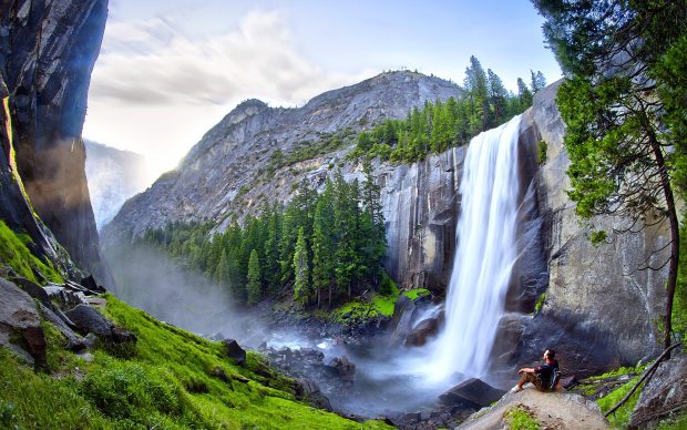 Yosemite california beautiful waterfalls wallpaper.