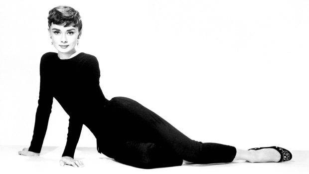 Audrey Hepburn Desktop Background.